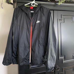 Mens Nike Windbreaker